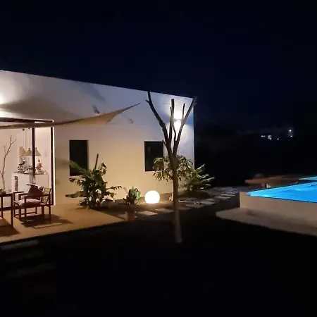 Osaya Apartment