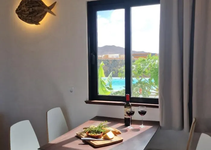 Osaya * טינדאיה